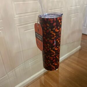 Wild Eye Designs  Insulated Tumbler Sip Grip Stinless Steel 20fl.